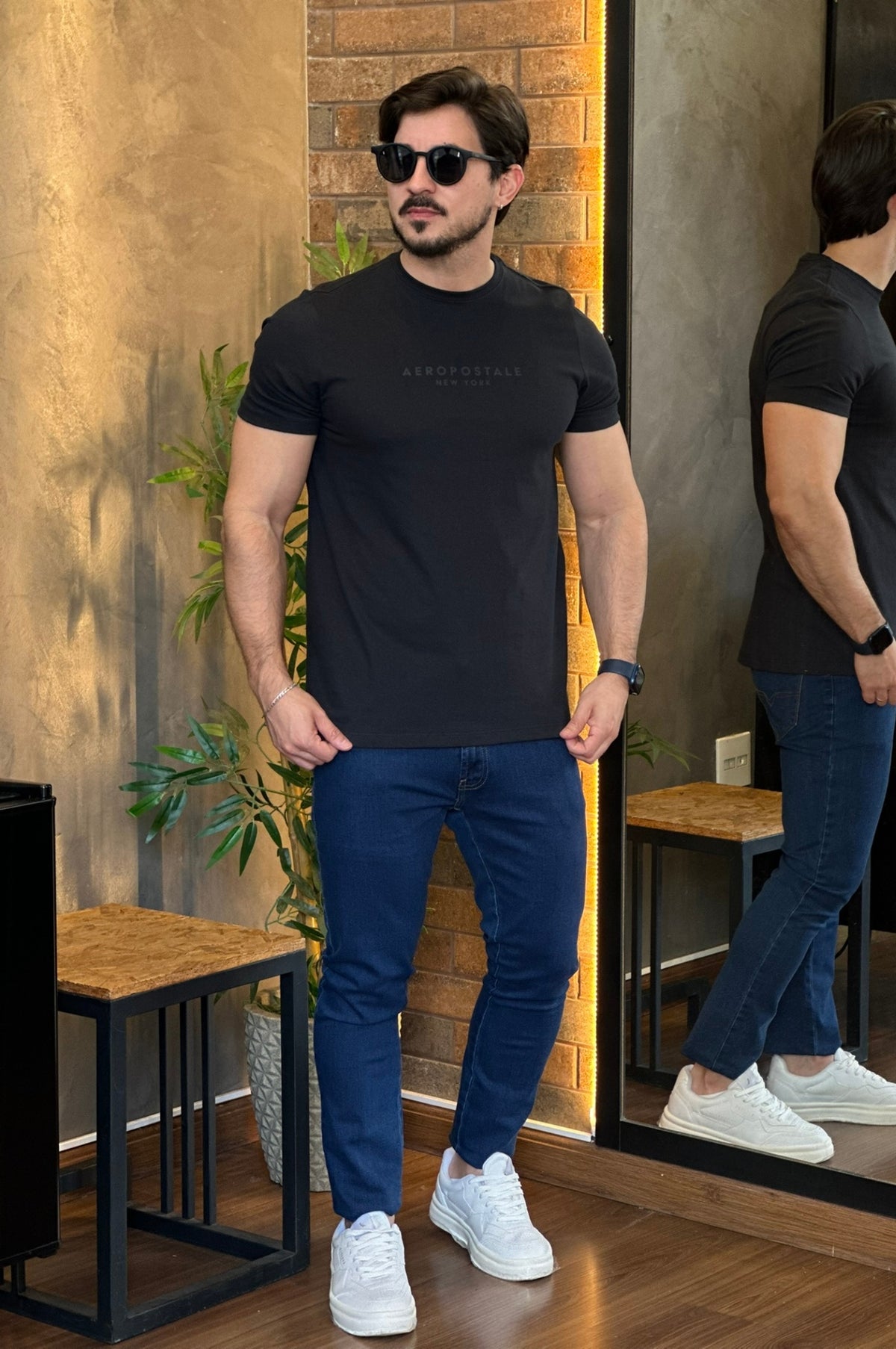 Camiseta Aeropostale escrito preto