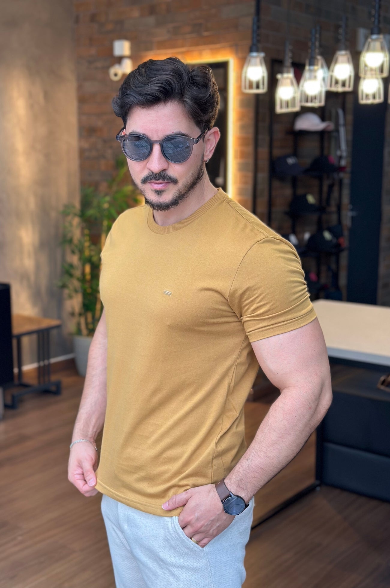 Camiseta Básica Bordada King&Joe