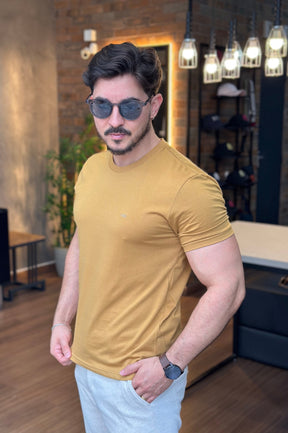 Camiseta Básica Bordada King&Joe