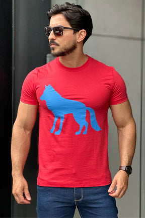 Camiseta Vermelha com Lobo azul Acostamento