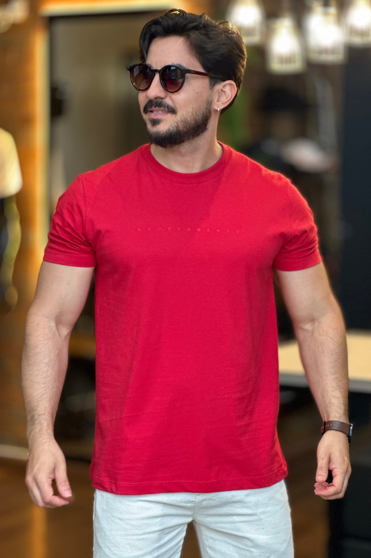 Camiseta Vermelha Minimalista Acostamento