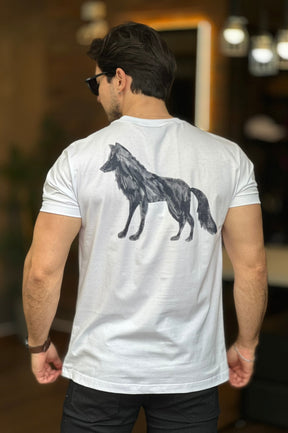 Camiseta Lobo Nas Costas Branca Acostamento