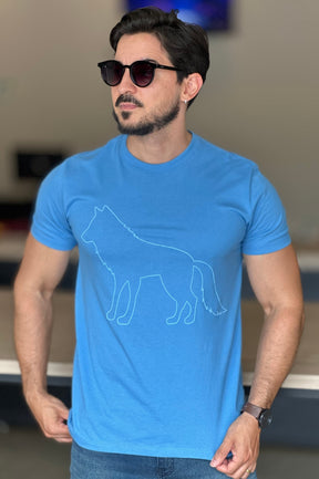 Camiseta Azul com Lobo Acostamento