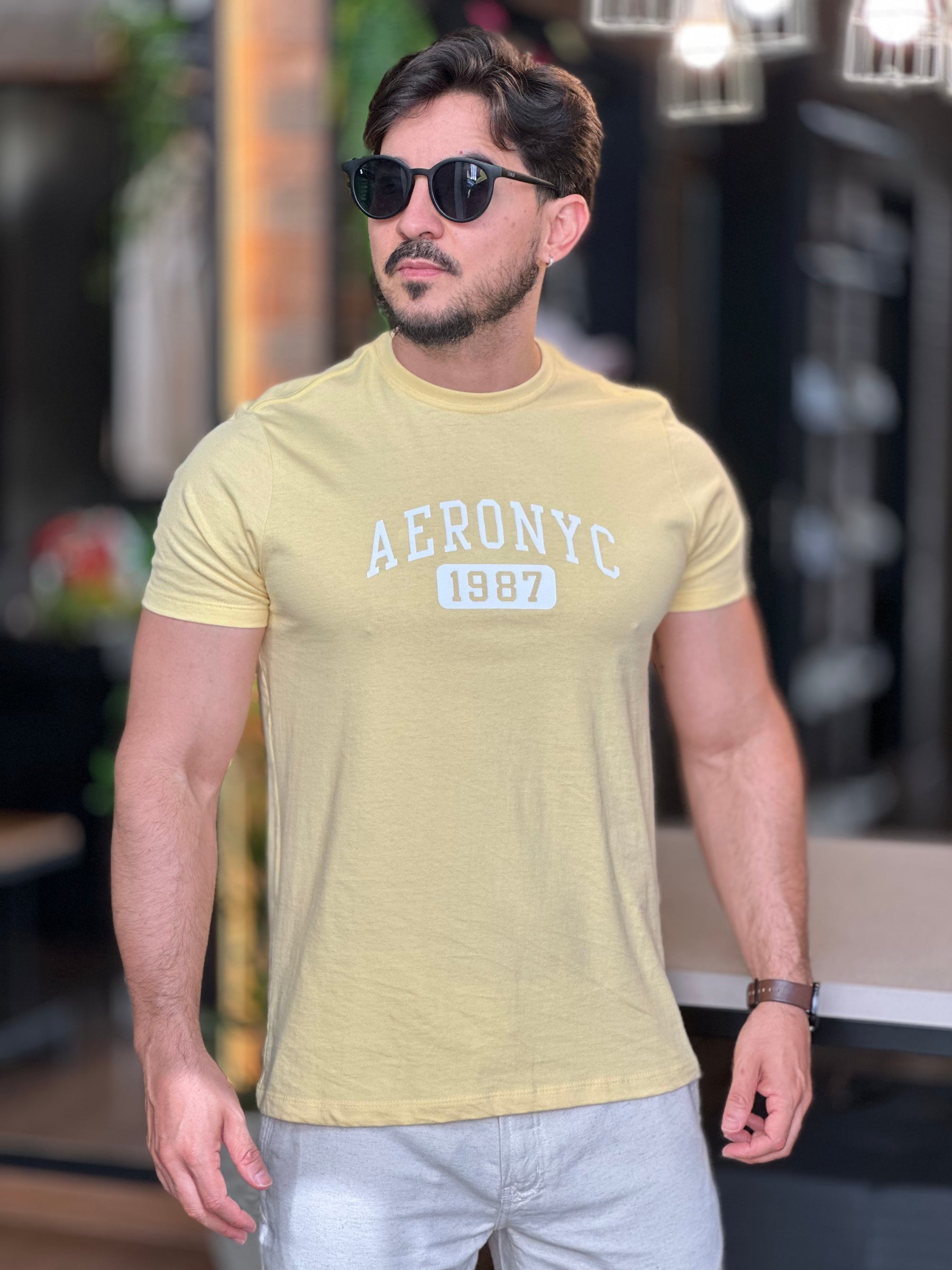 Camiseta amarela Aeropostale