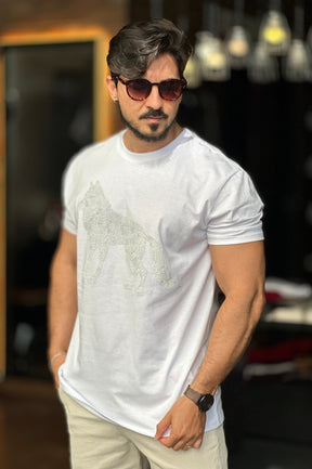 Camiseta Branca com Lobo Acostamento