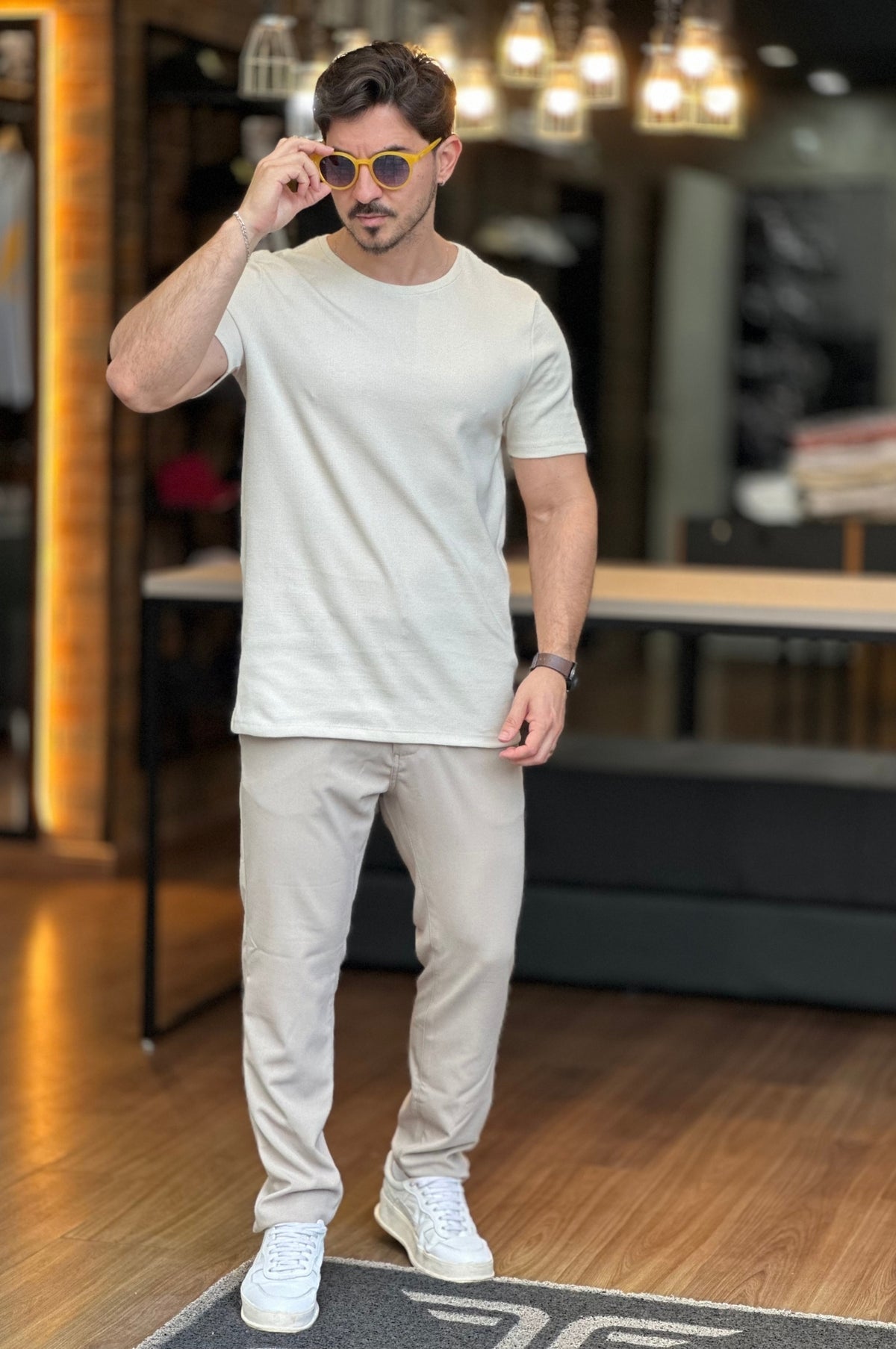 Camiseta Texturizada Bege DLZ