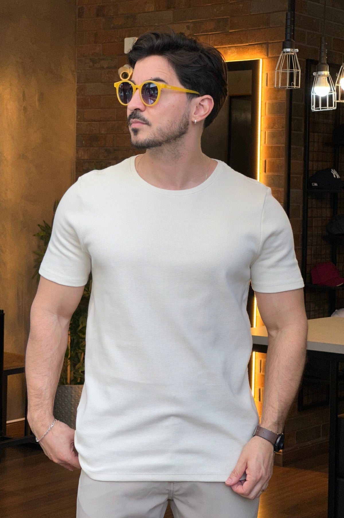 Camiseta Texturizada Bege DLZ