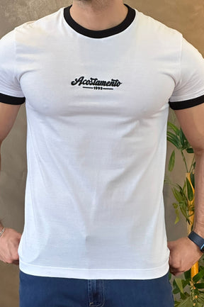 Camiseta detalhe punho Acostamento