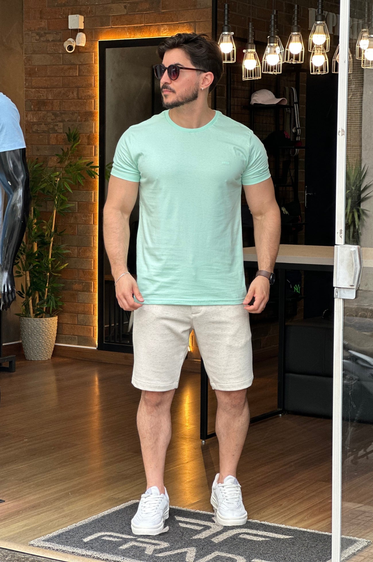 Camiseta Básica Bordada King&Joe