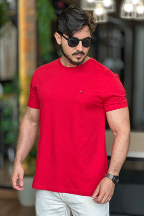 Camiseta básica vermelha Tommy Hilfiger