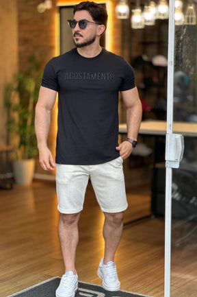 Camiseta Preta com Relevo Acostamento