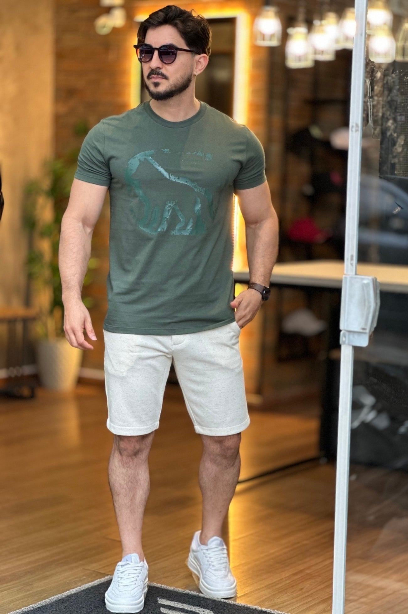 Camiseta Verde com Estampa Acostamento