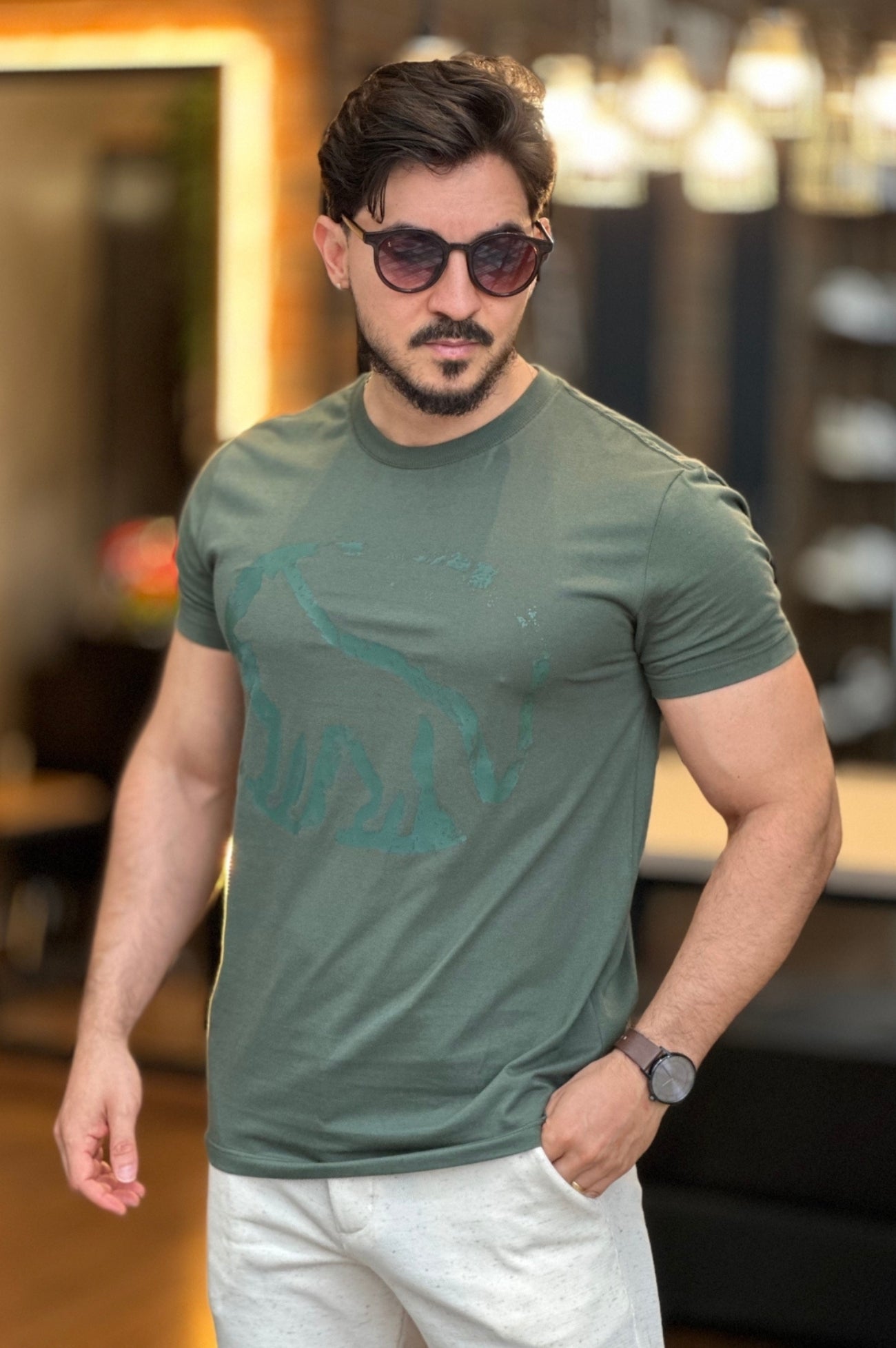 Camiseta Verde com Estampa Acostamento