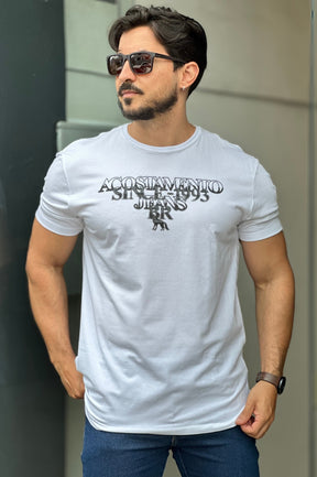 Camiseta Branca Escrito Preto Acostamento
