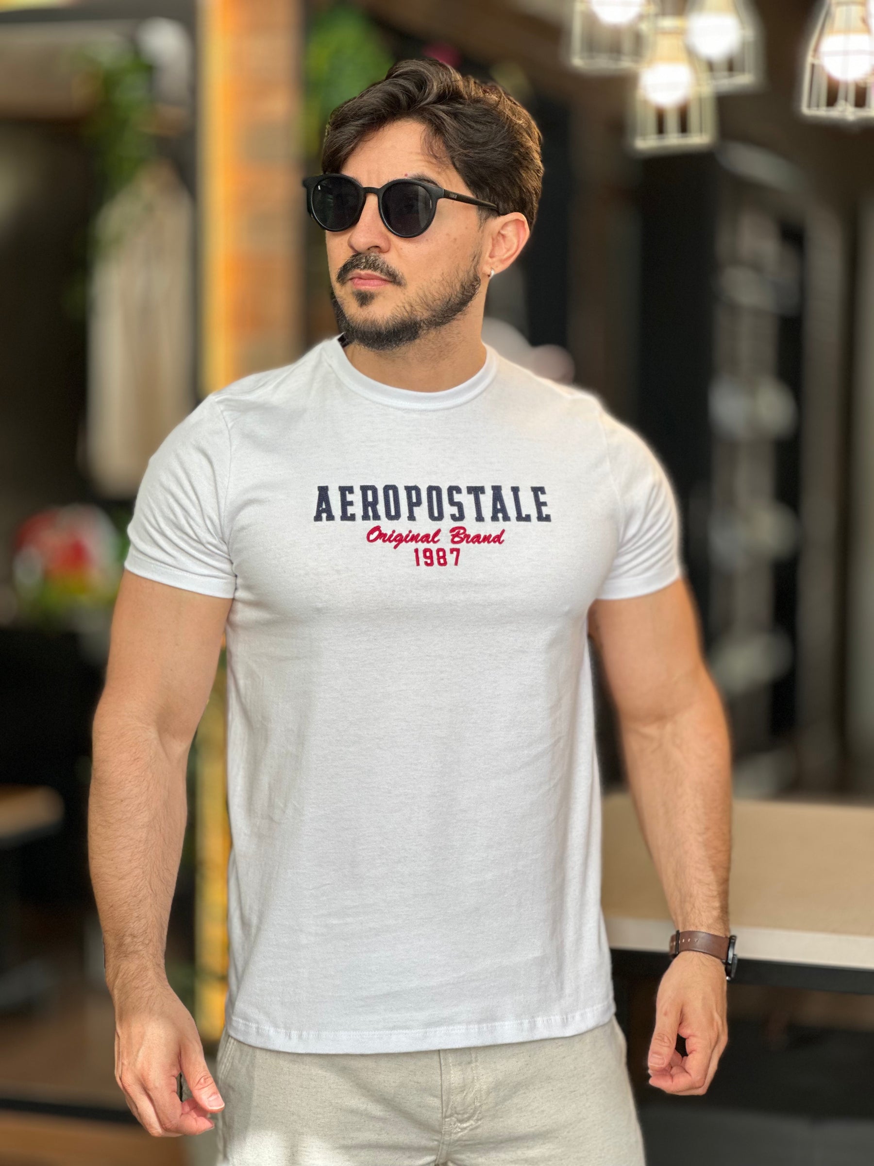 Camiseta branca bordado Aeropostale