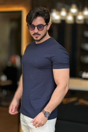 Camiseta Azul Marinho Acostamento