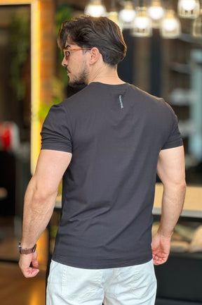 Camiseta Pena G Preta Serafine