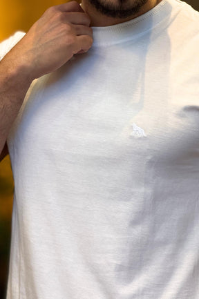 Camiseta Branca Piquet Acostamento
