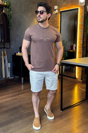 Camiseta Marrom Acostamento