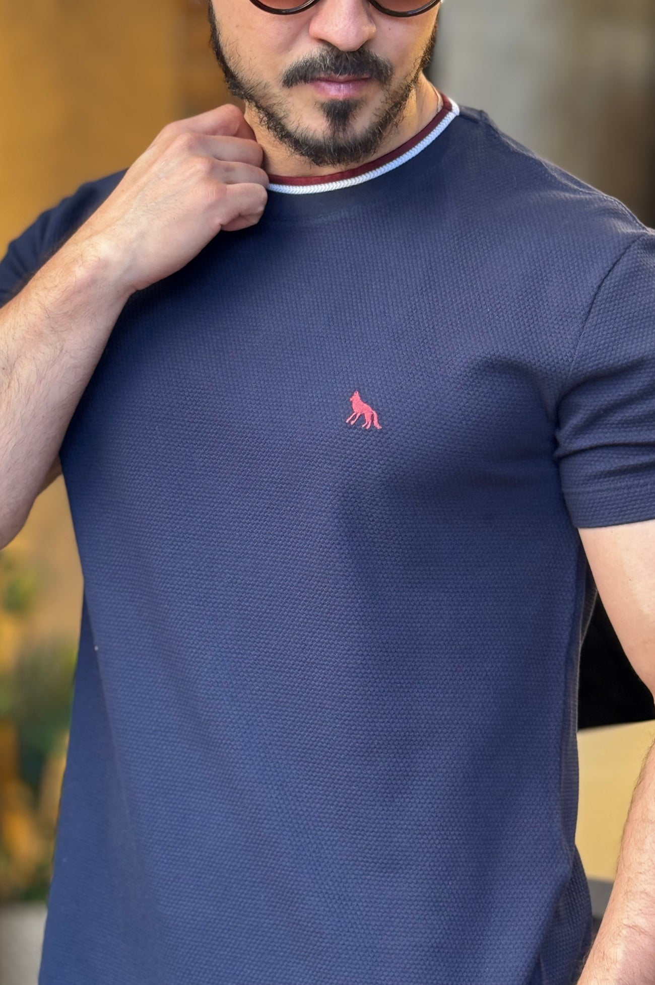 Camiseta Texturizada Azul Acostamento
