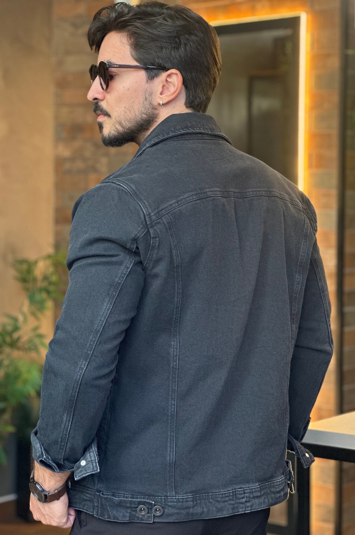 Jaqueta Jeans Preta Estonada - KingJoe