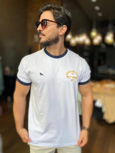 Camiseta Bege Detalhe Punho Acostamento