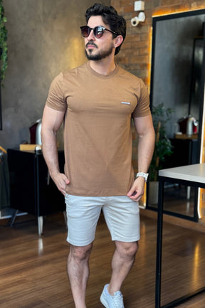 Camiseta Logo Bordada Acostamento