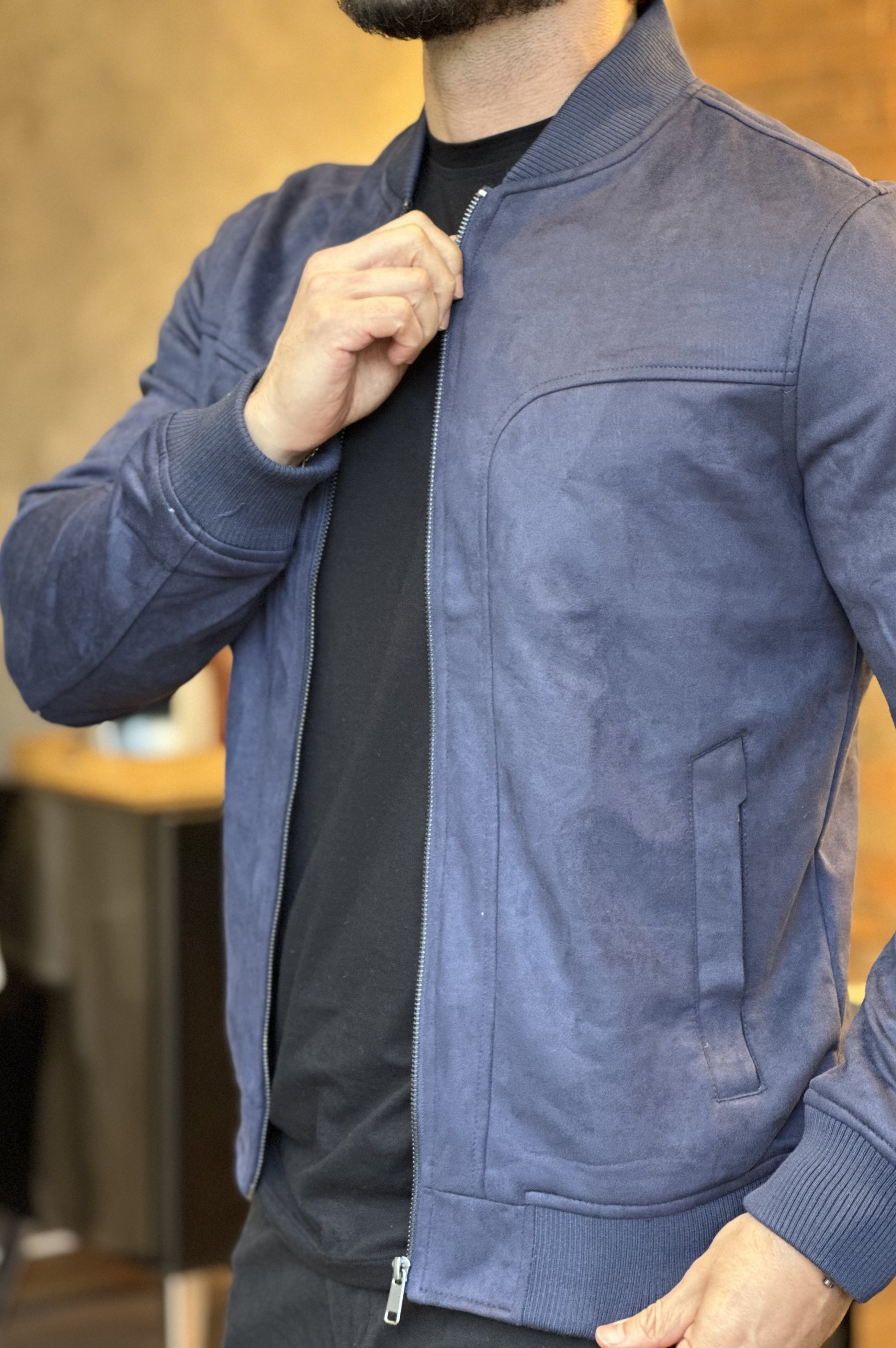 Jaqueta Bomber Suede